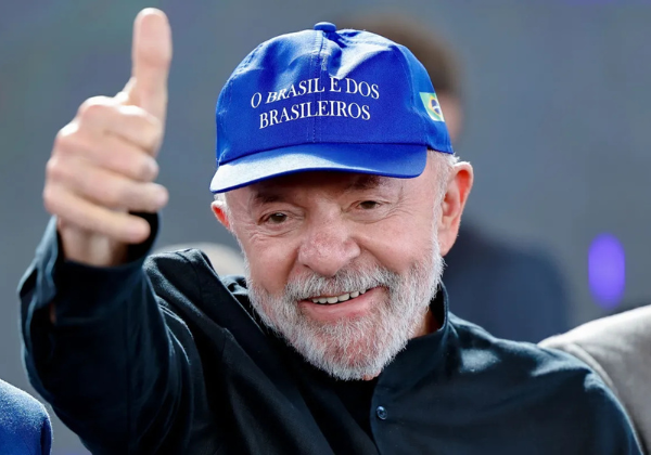 Lula diz que Bolsonaro tem defesa garantida e critica anistia