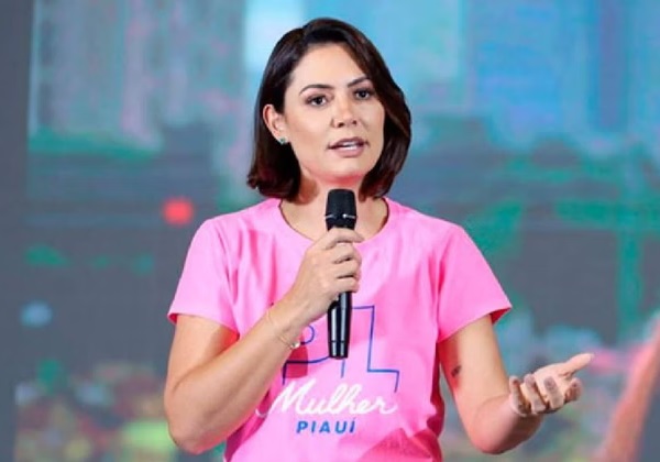 Michelle afirma não temer STF após ação de Lindbergh Farias