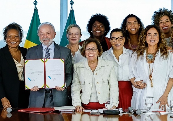 Lula sanciona lei que institui o Dia Nacional da Axé Music
