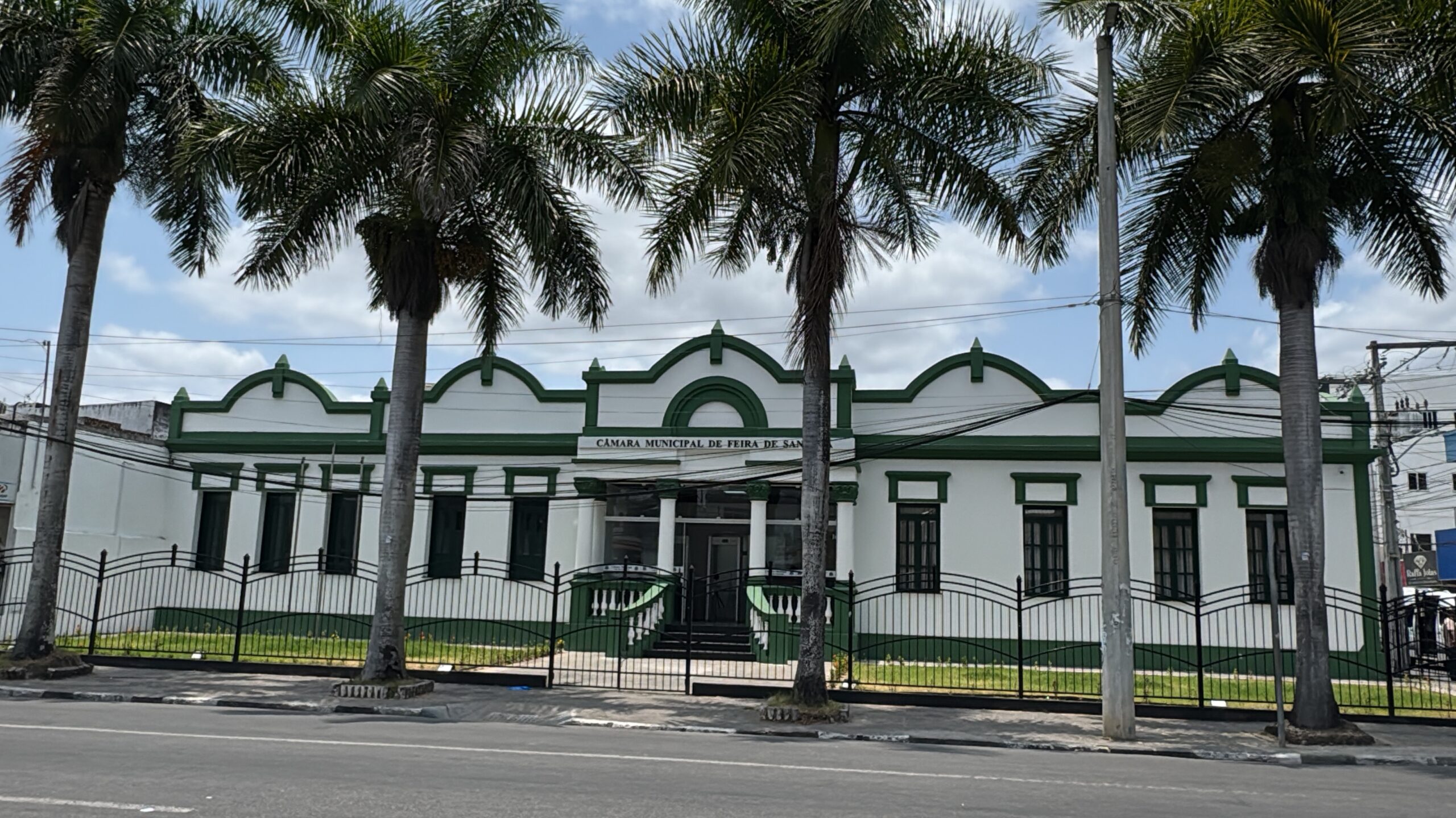 Câmara retoma atividades legislativas nesta terça-feira (5)