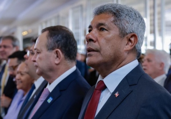 Em Brasília, Jerônimo celebra ‘dia corrido’ ao lado de Lula