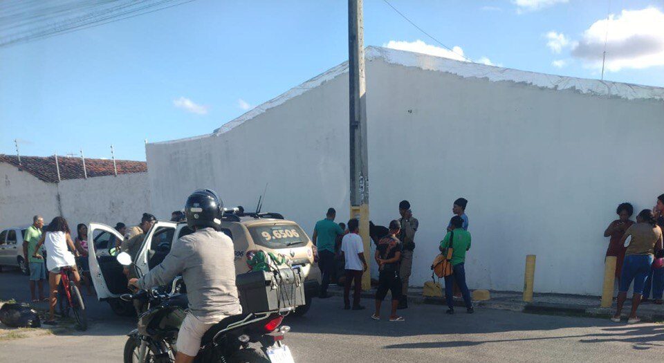 Homem é morto a tiros no Conjunto Feira VII, em Feira de Santana