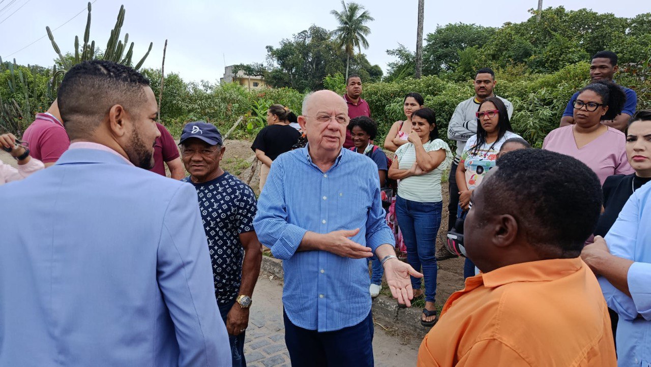 Prefeitura autoriza pavimentação da Rua Heráclito Dias de Carvalho em Feira de Santana