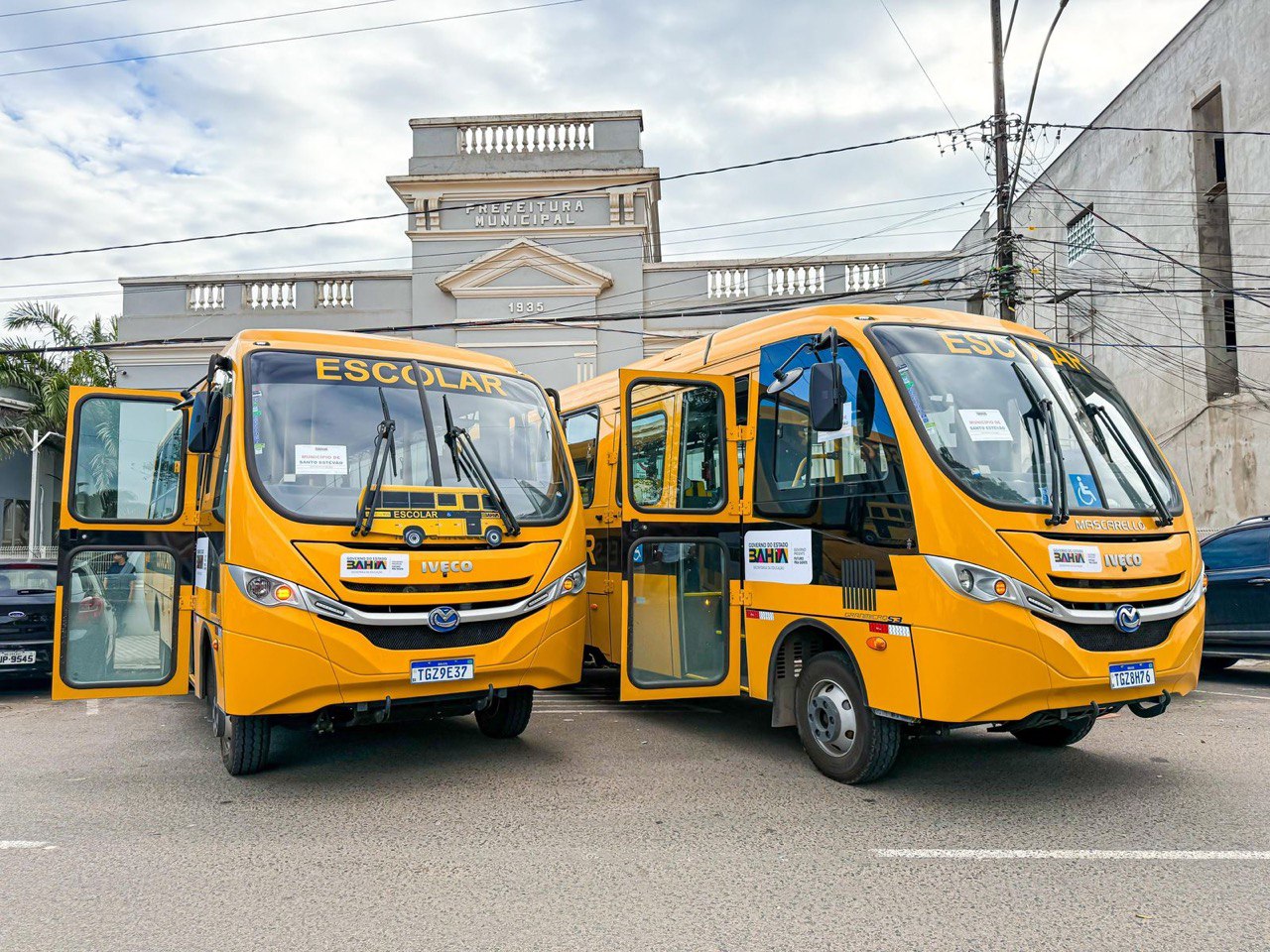 Santo Estêvão recebe novos ônibus escolares entregues pela Secretaria de Educação da Bahia