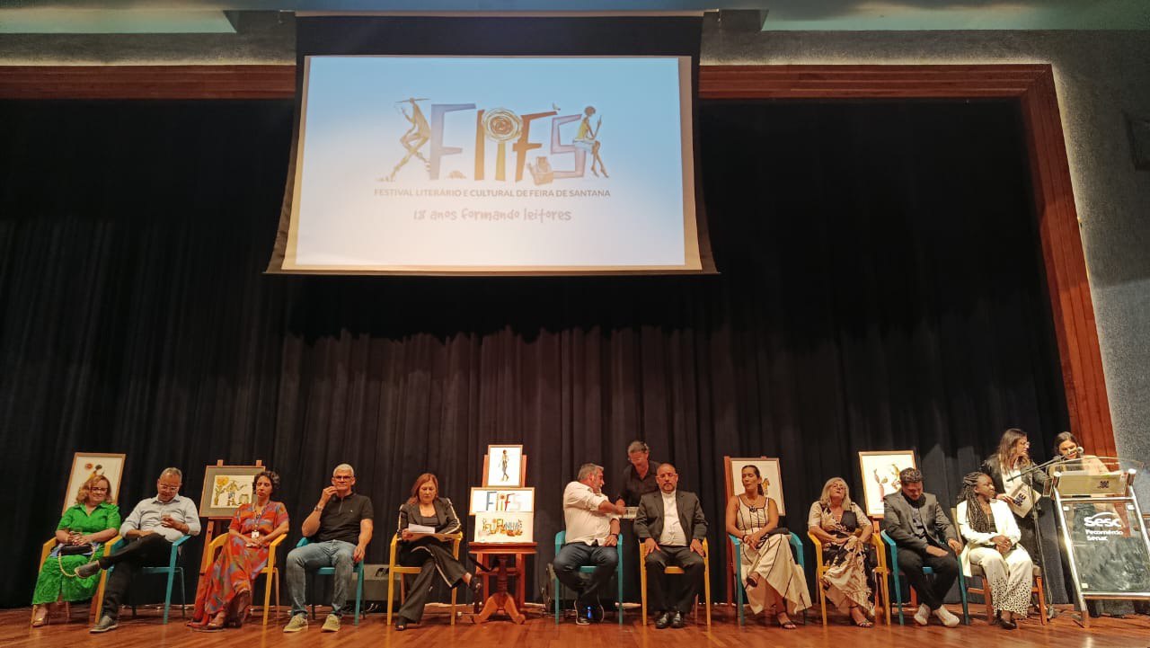 FLIFS 2025 é lançada em solenidade celebrando literatura e cultura em Feira de Santana