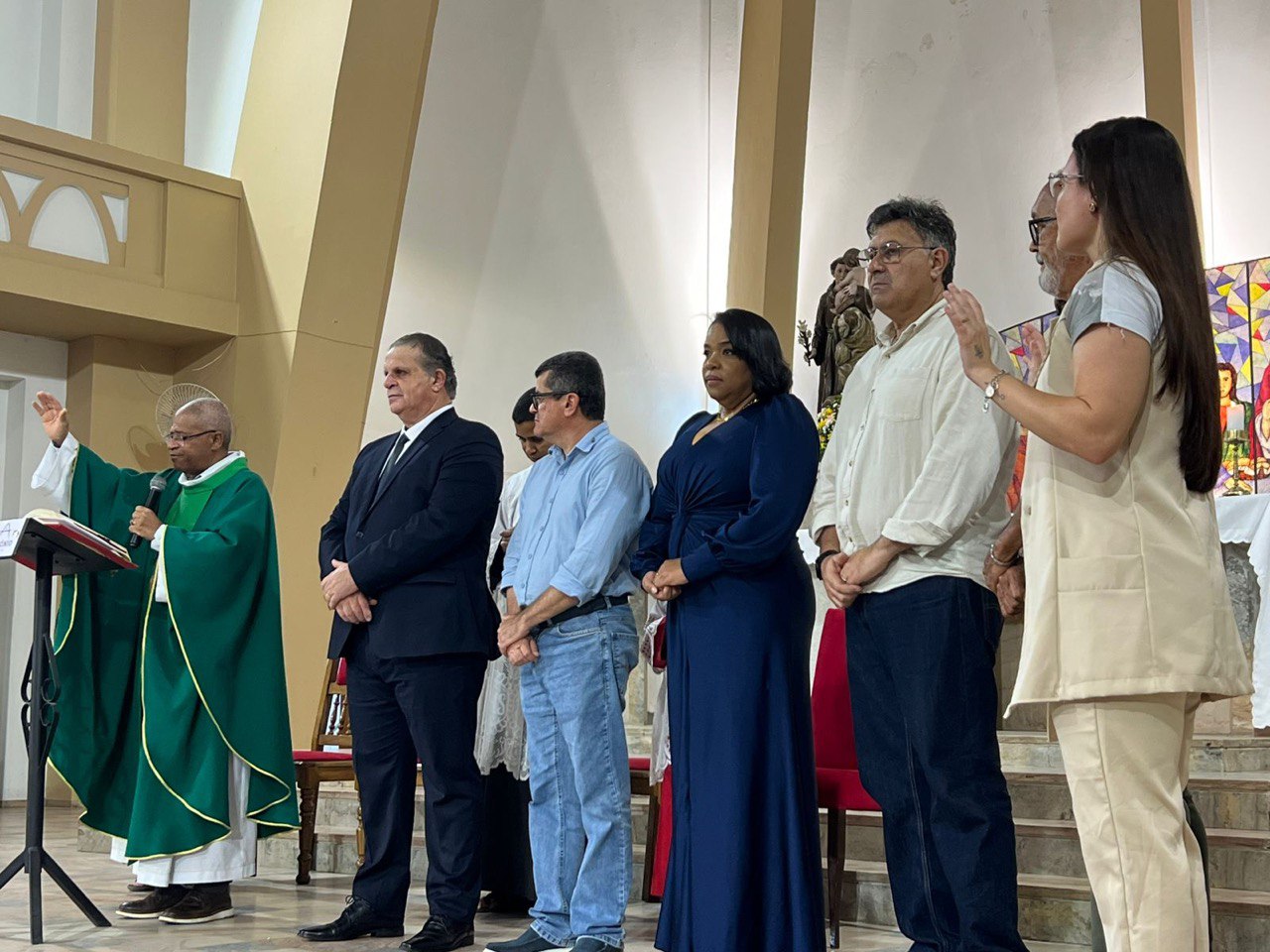ACEFS celebra 80 anos com missa solene e posse da nova diretoria em Feira de Santana