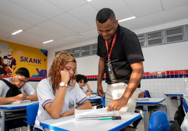 SEC convoca 162 professores de Ensino Profissional aprovados pelo REDA