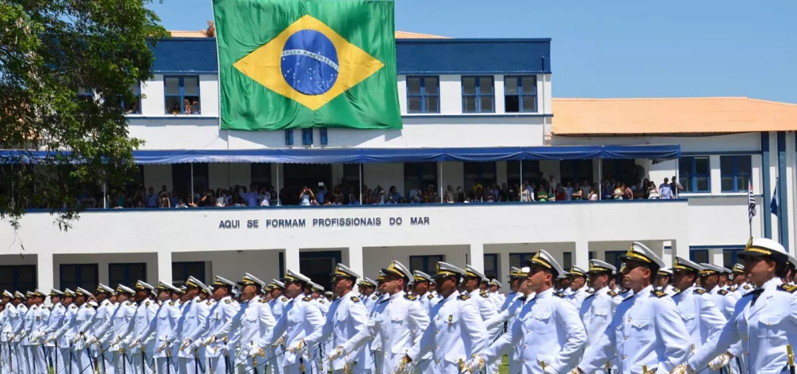 Ministério Público pede suspensão de concursos da Marinha