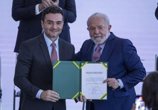 Celso Sabino já tem data para sair do governo Lula; saiba quando