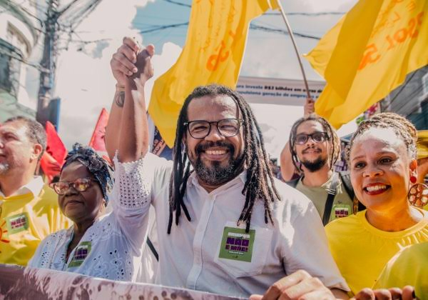 Kleber Rosa anuncia pré-candidatura a deputado estadual