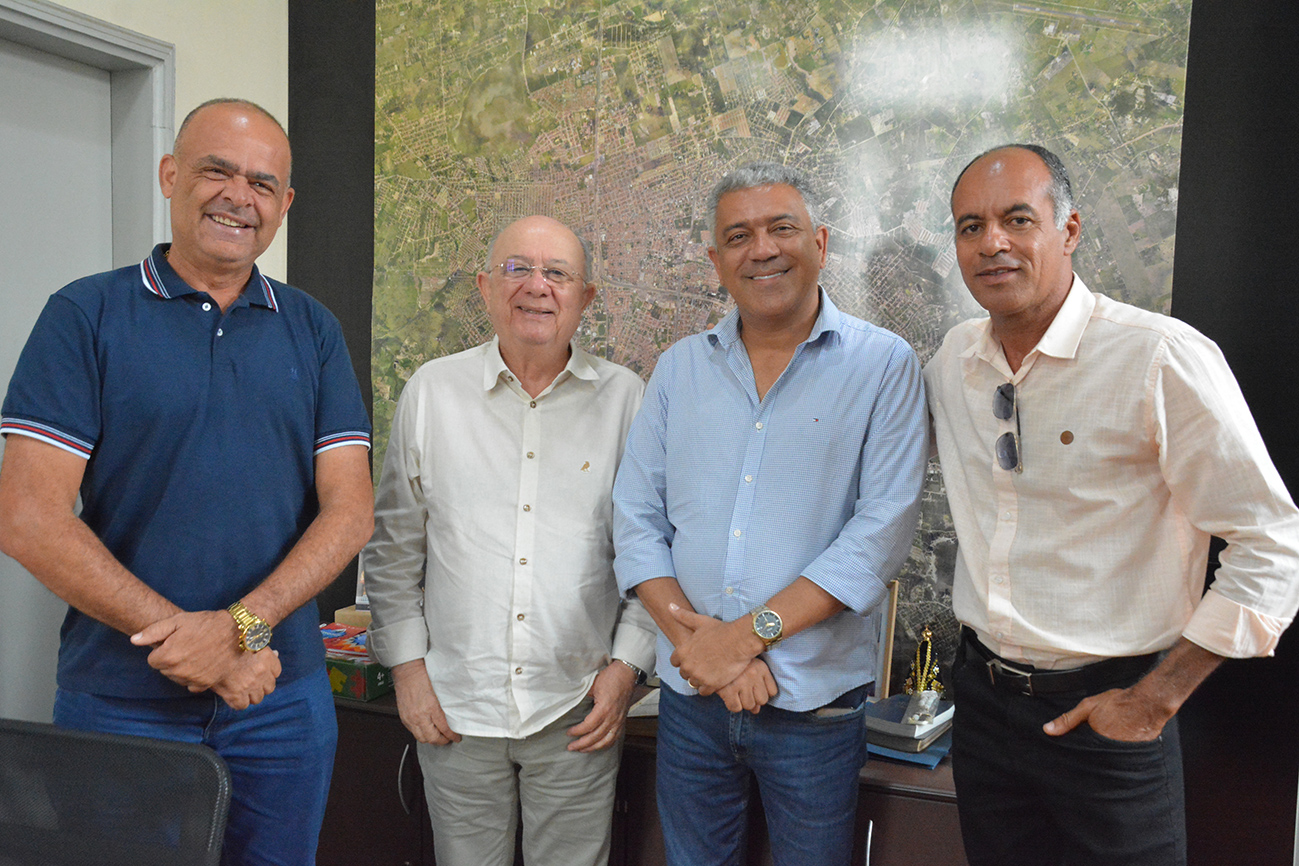 Feira de Santana e Santa Bárbara reforçam parceria em reunião administrativa e de saúde
