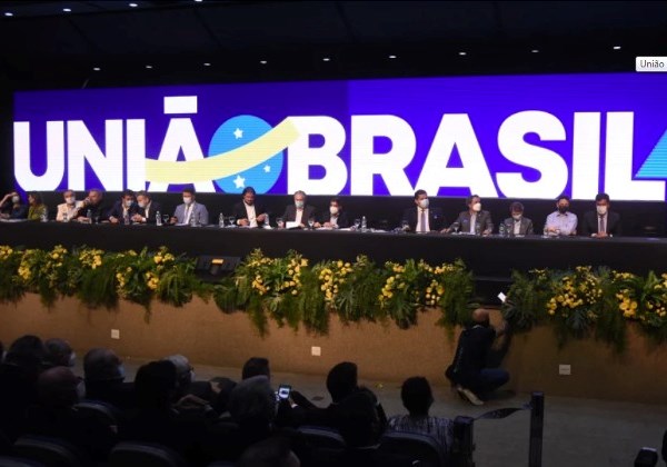Edifício do União Brasil na Bahia é atingido por tiros
