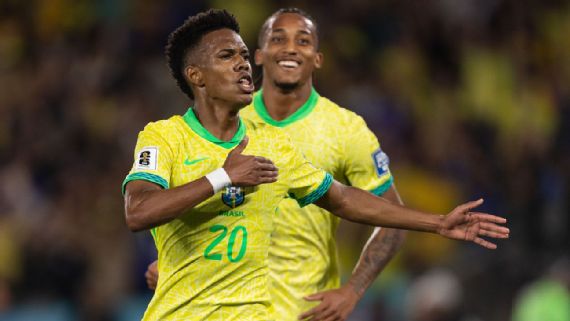 Brasil vence o Chile na despedida da torcida nas eliminatórias