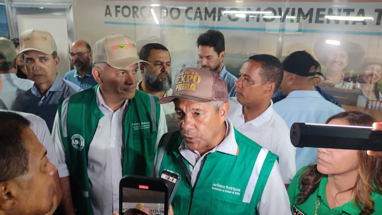 Governador cobra celeridade em obras da BR-324 e do Anel de Contorno de Feira