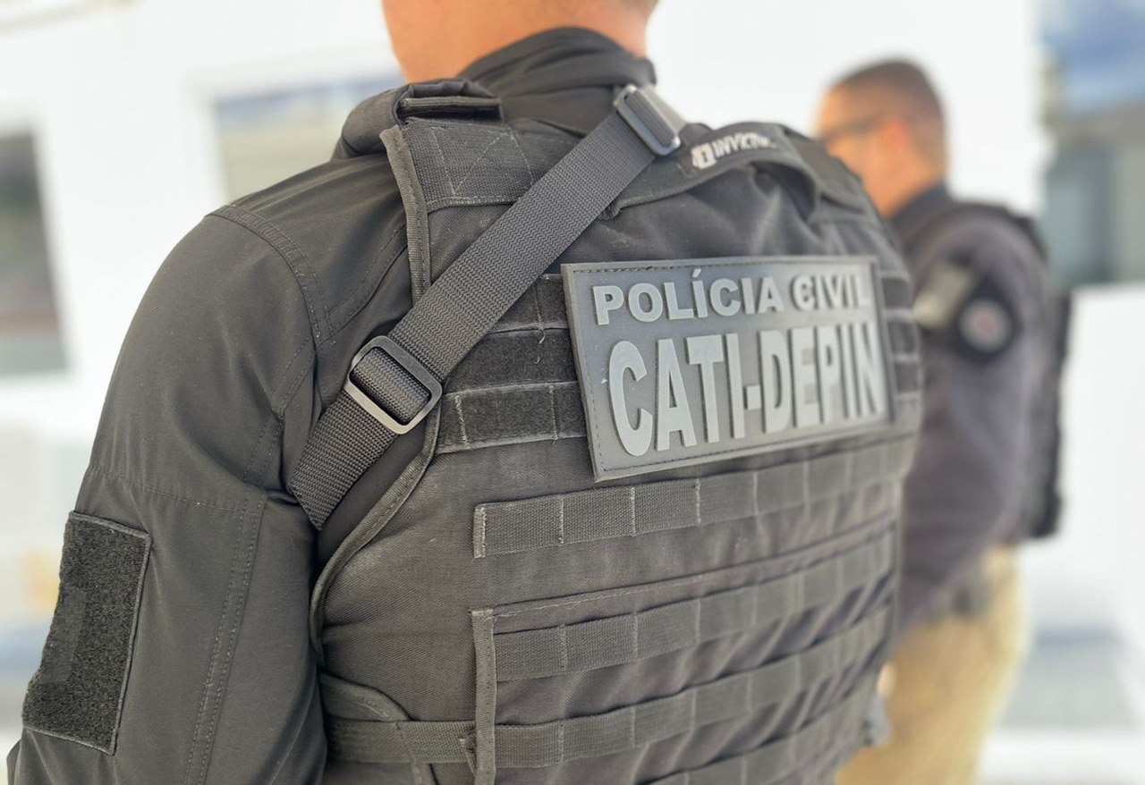 Líder de grupo que aplicava golpes com falsos processos seletivos na Paraíba é preso na Bahia*