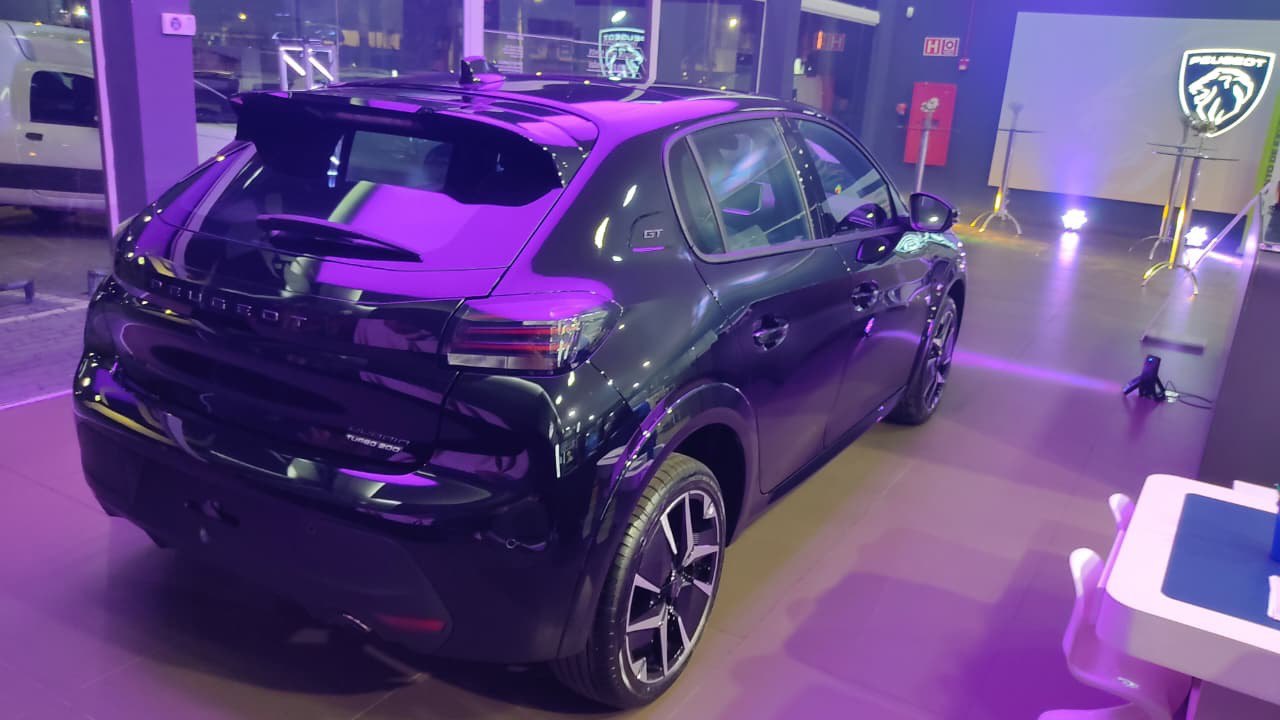 Peugeot apresenta em Feira de Santana os novos modelos híbridos com foco em tecnologia e sustentabilidade