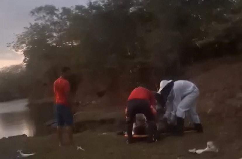 Ataque de abelhas mata idoso e fere mulher durante pescaria em Riachão do Jacuípe