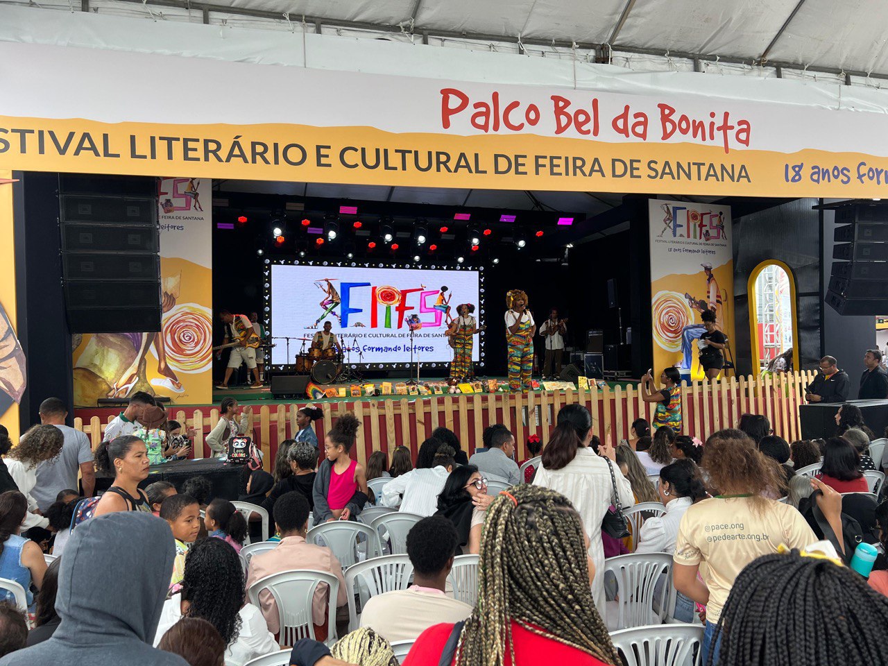 FLIFS reúne tradição e arte no penúltimo dia do Festival em Feira de Santana