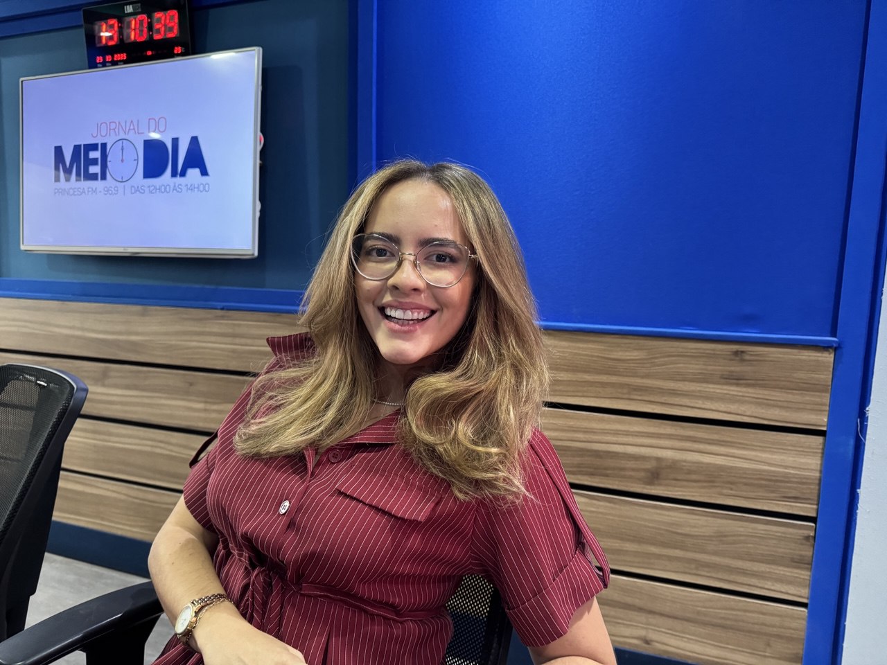 Arquiteta defende projetos com essência e singularidade: “A casa precisa refletir quem somos”