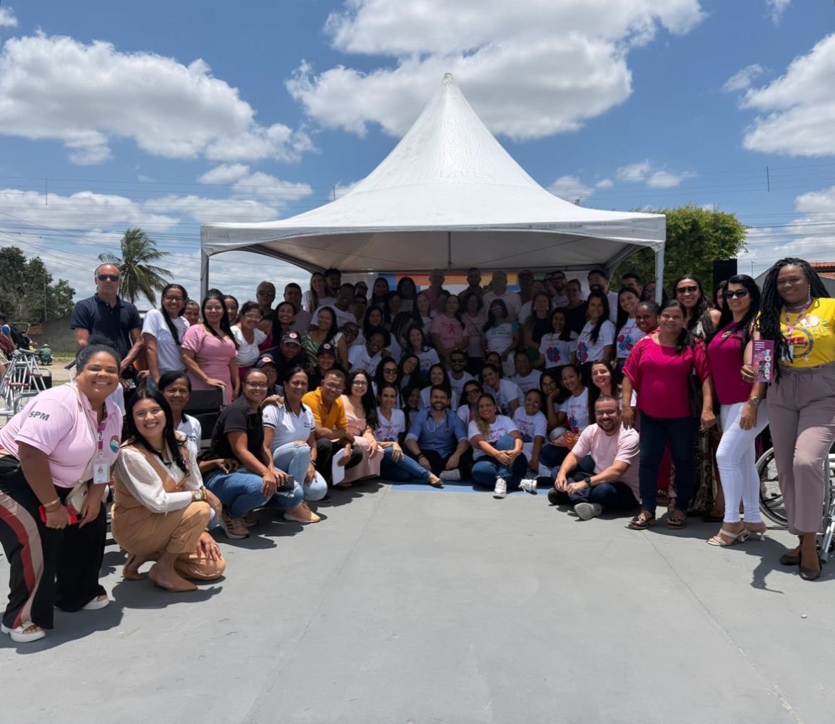 Prefeito Edifrancio Oliveira participa de ação social com entrega de cadeiras de rodas e utensílios de inclusão