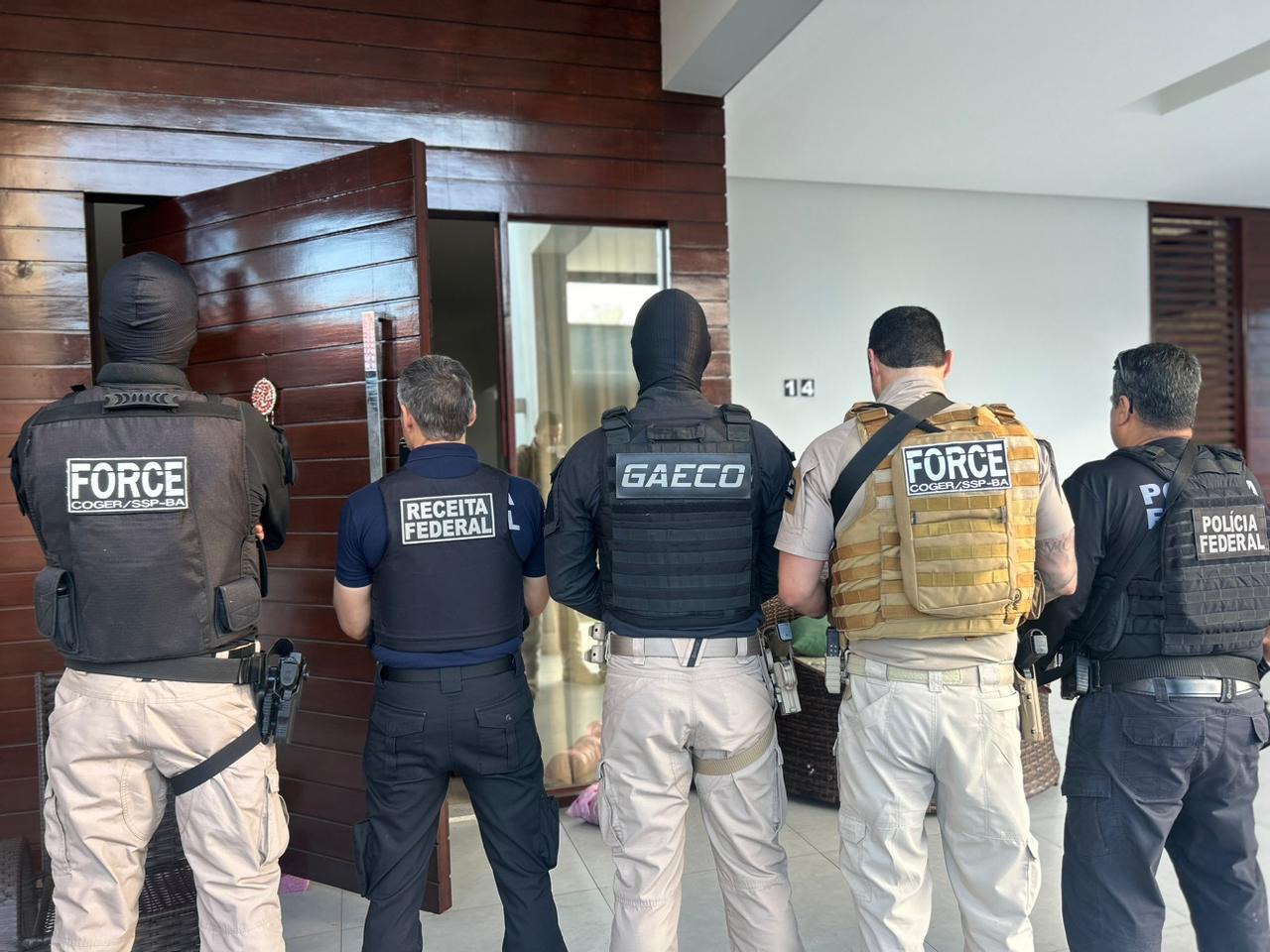 Esposa e filho de deputado baiano são presos em operação da Polícia Federal