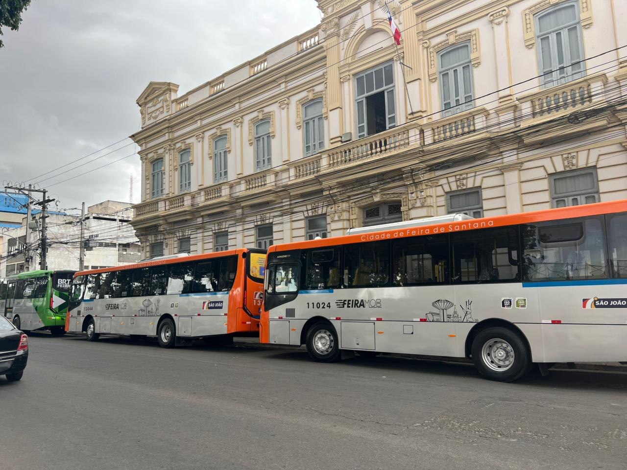 Prefeitura de Feira de Santana amplia frota de ônibus climatizados e reforça transporte na Região Sul