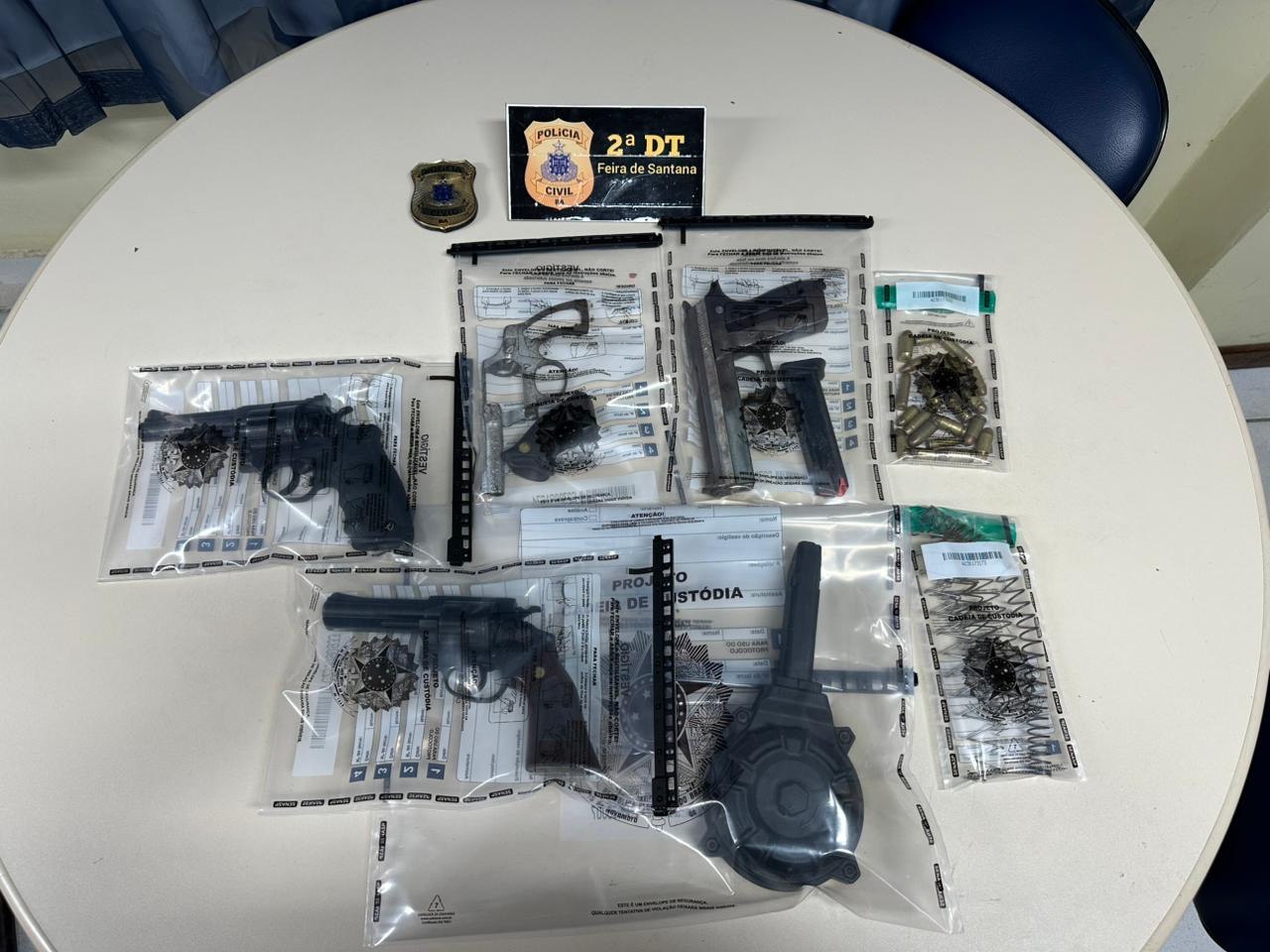 Polícia Civil desarticula esquema clandestino de manutenção de armas em Feira de Santana