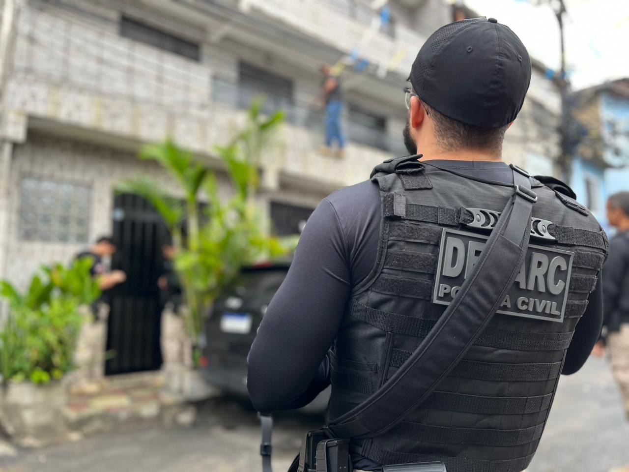 Ação da Polícia mira influencer baiana suspeita de liderar esquema de tráfico entre Bahia e São Paulo