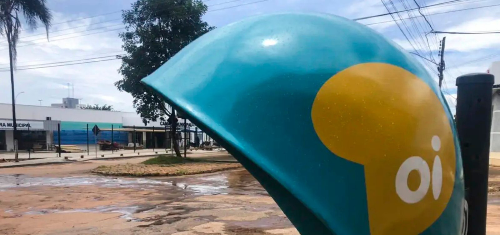 Justiça decreta falência da Oi, mas mantém serviços em operação