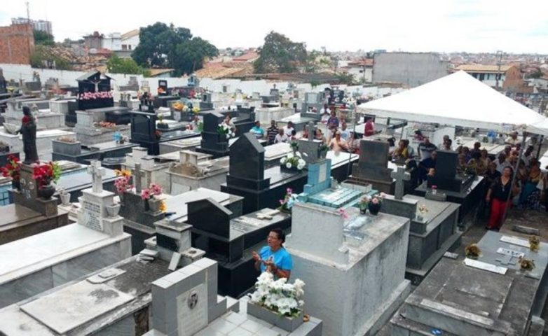 Dia de Finados é momento de oração, memória e reflexão sobre a vida, destaca padre