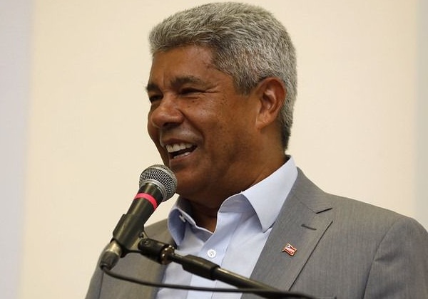 Jerônimo promove feriadão prolongado para servidores estaduais