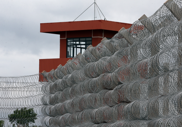 Justiça autoriza transferência de líderes de facções do Rio para presídios federais