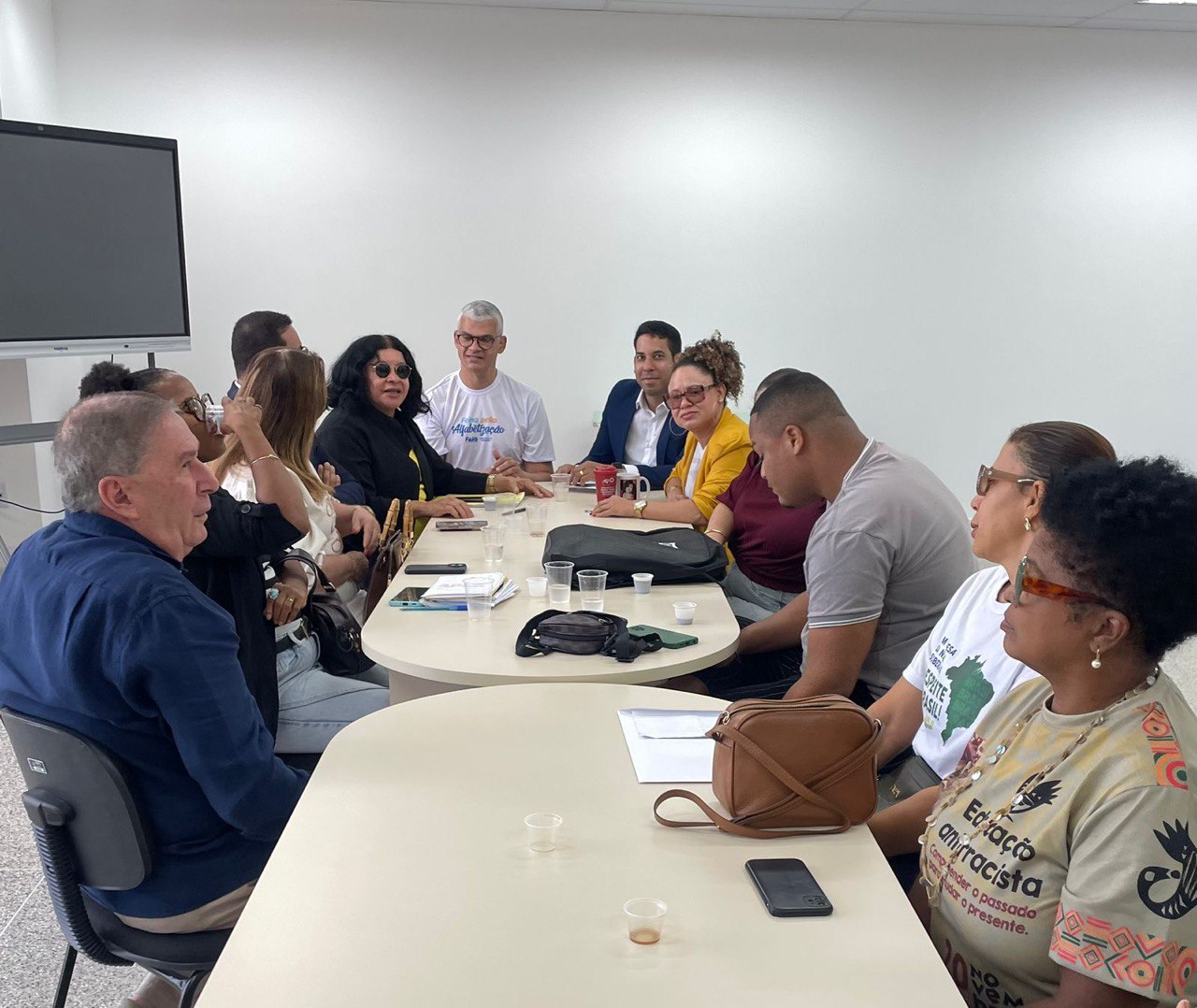 APLB Feira e Governo Municipal chegam a acordo para devolução de salários cortados na pandemia