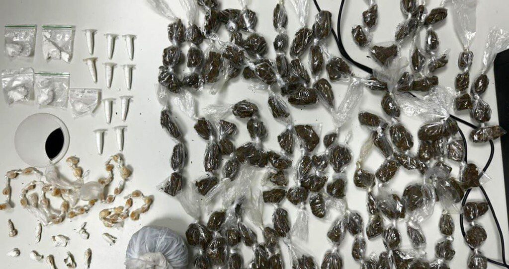 Suspeito de tráfico é detido pelo Esquadrão Asa Branca no bairro Campo Limpo