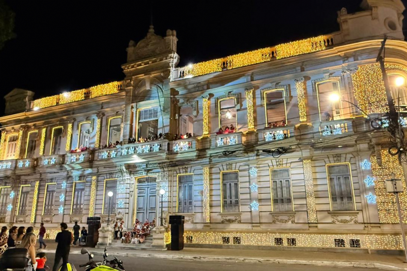 Prefeitura paga 13º nesta sexta (19) e antecipa salário de dezembro para o dia 24