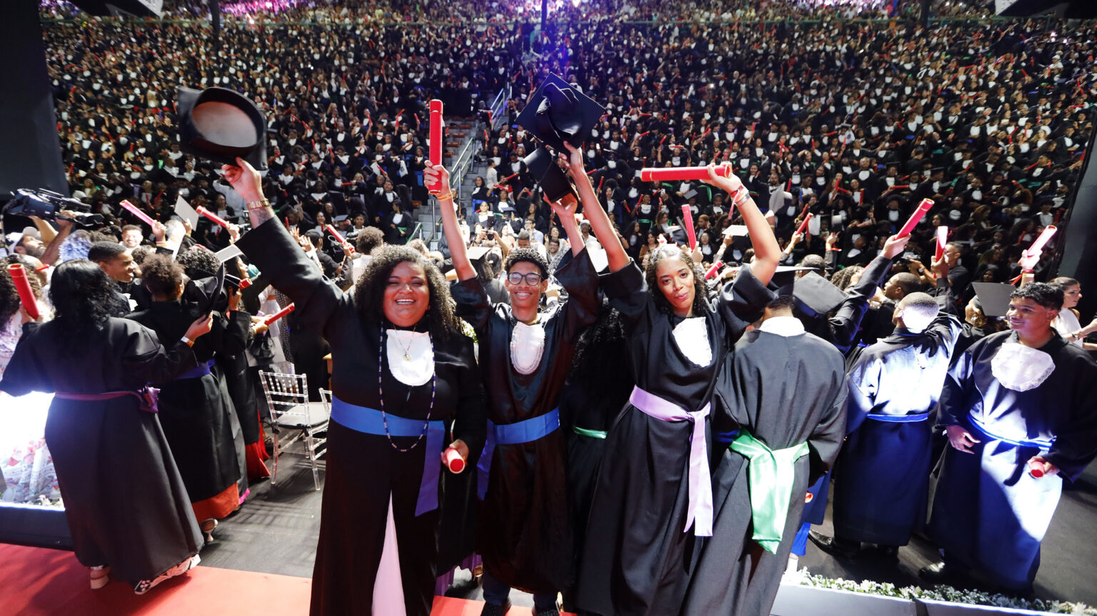 Bahia forma 29 mil estudantes da educação profissional e tecnológica