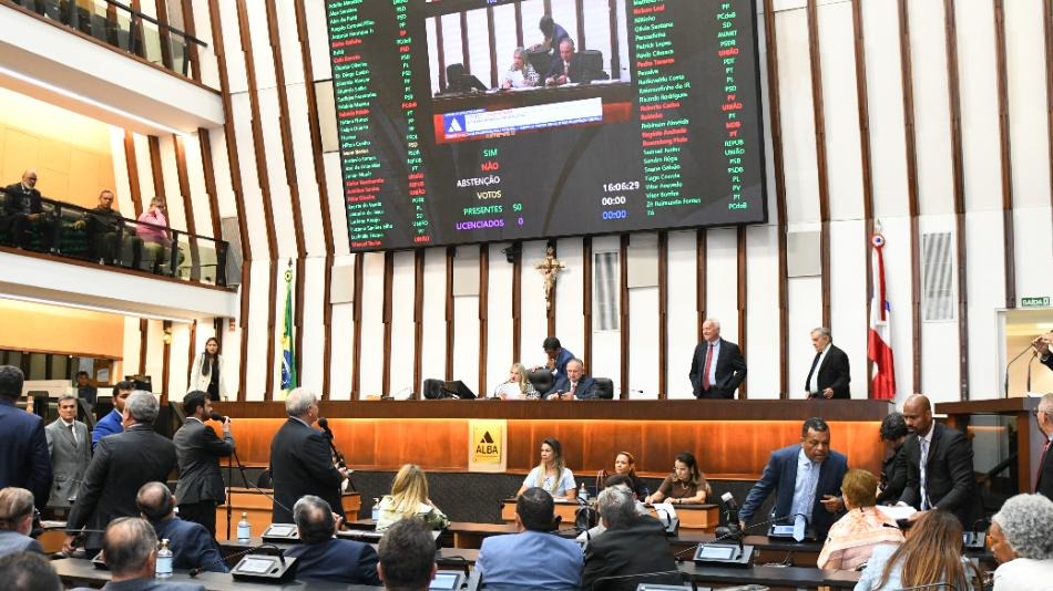 ALBA aprova R$950 milhões em novos empréstimos para Governo da Bahia
