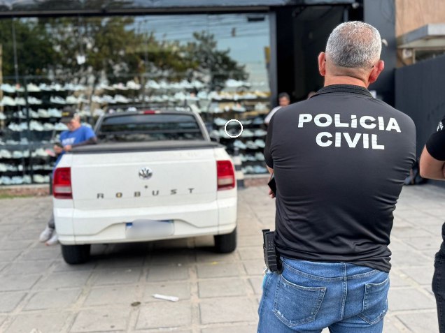 Polícia Civil apreende mais de R$ 2 milhões em mercadorias falsificadas em estabelecimento comercial de Feira de Santana