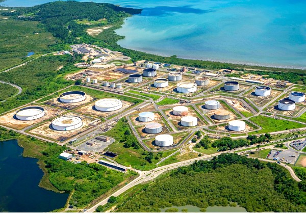 Acidente em refinaria próxima a Salvador deixa trabalhadores queimados