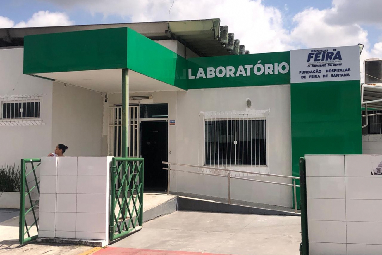 Laboratório do Hospital da Mulher se destaca com setor de microbiologia de alta tecnologia