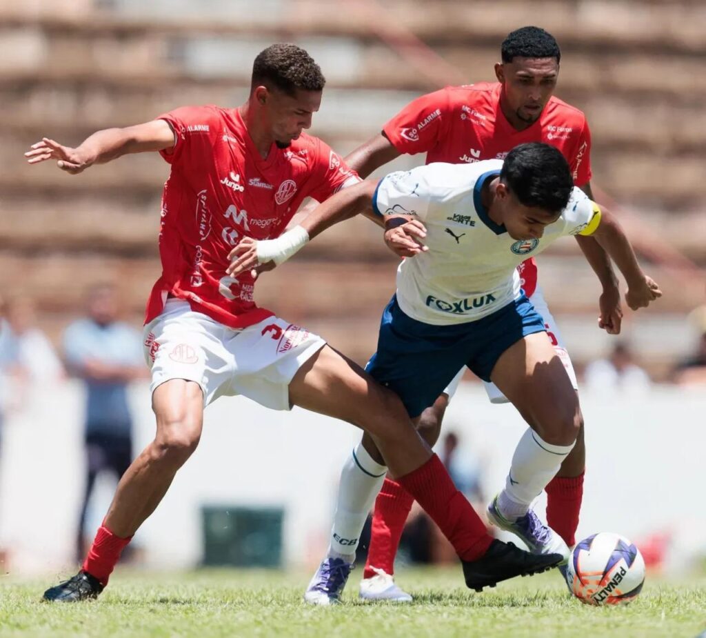 Bahia goleia o América-SP e confirma liderança do grupo na Copinha