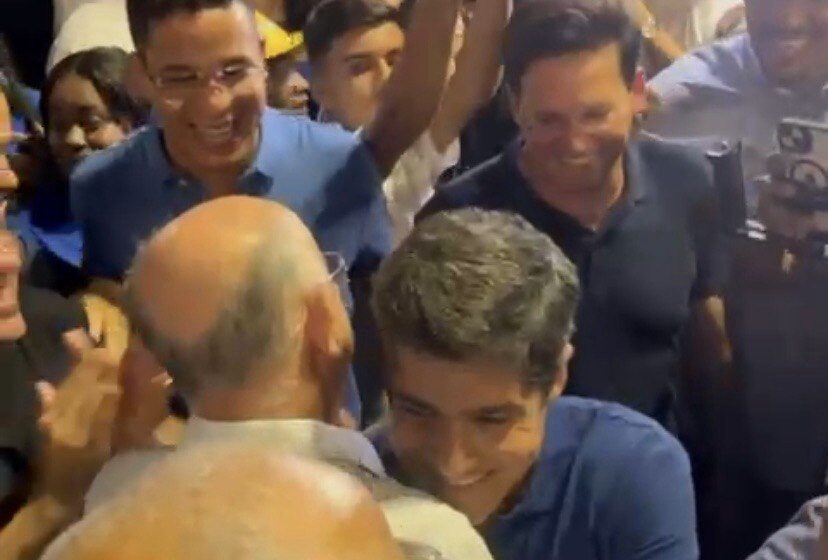 ACM Neto aponta José Ronaldo como nome forte para vice e diz que decisão depende do povo de Feira