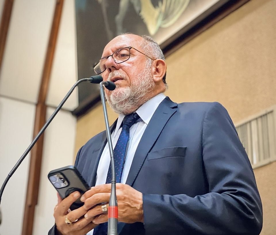 Deputado Arimateia propõe criação do Dia Estadual do Cacau