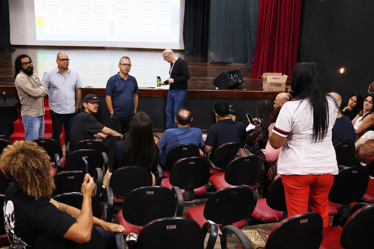Terceira reunião do Conselho Municipal de Cultura promove diálogo sobre novos editais da PNAB