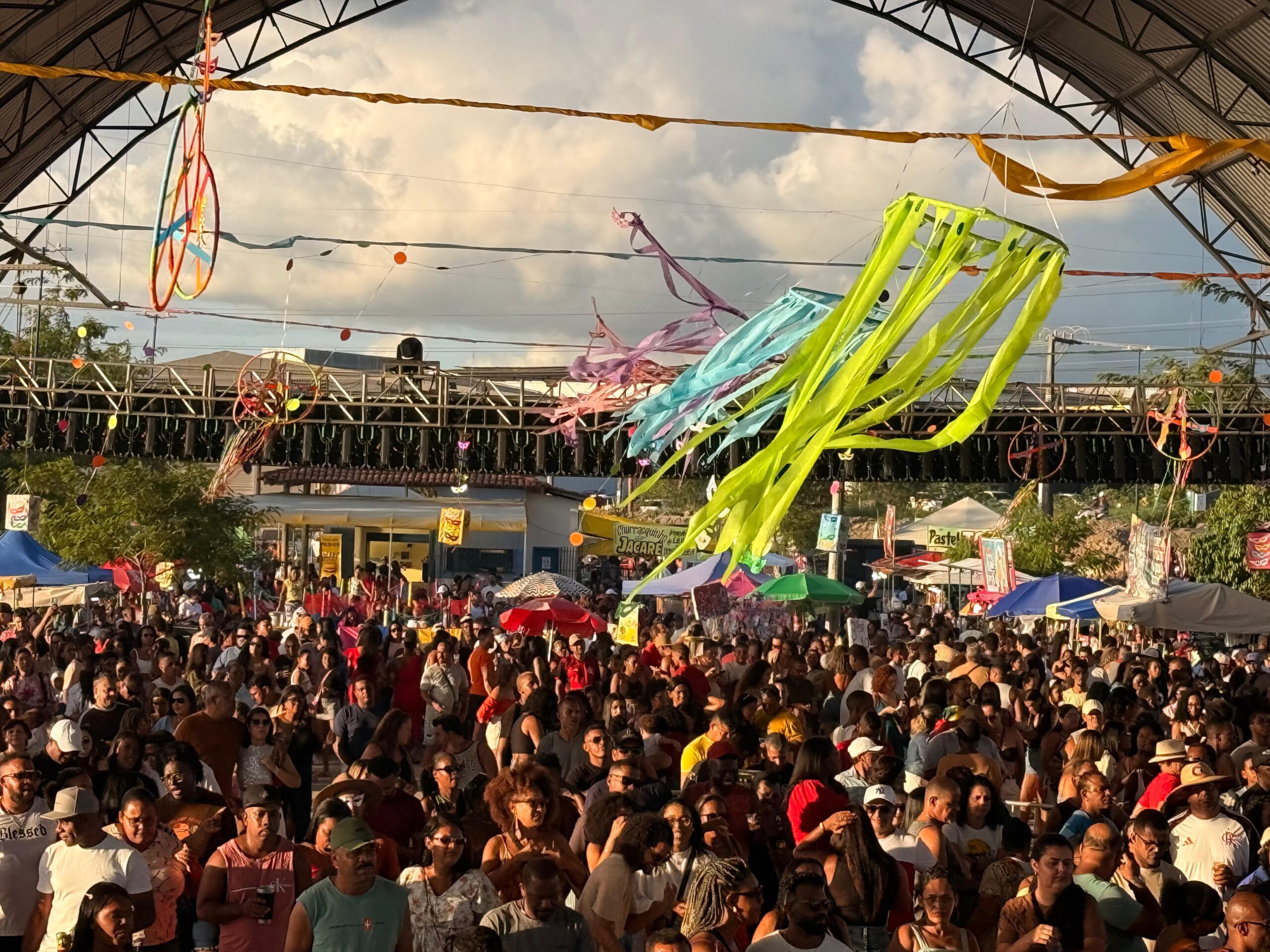 Micareta da Lagoa anima domingo com música e atrações variadas na programação