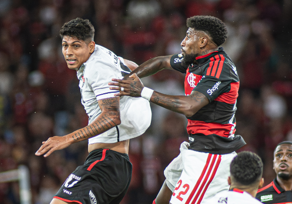 Vitória contesta arbitragem e aciona CBF e FBF após partida contra o Flamengo