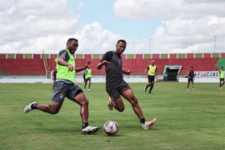 Fluminense de Feira vence SSA FC em amistoso no Joia da Princesa