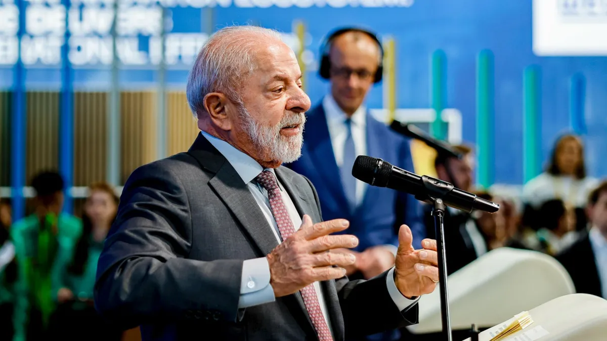 Lula fala em ‘reciprocidade’ após expulsão de delegado brasileiro dos EUA