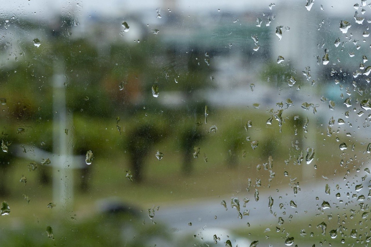 Inema prorroga alerta de chuvas até sábado (25) e amplia áreas sob risco na Bahia