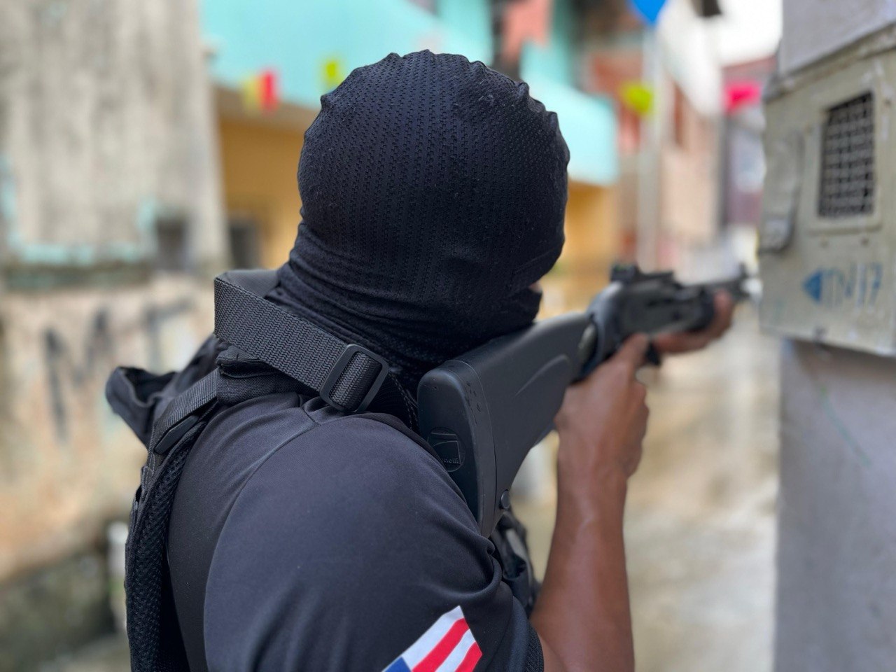 Foragido da Justiça de São Paulo é preso em Santo Estêvão